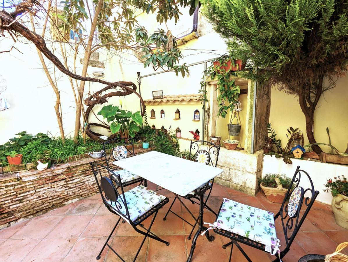 Apartament La Casa Delle Fate Syrakuzy Zewnętrze zdjęcie