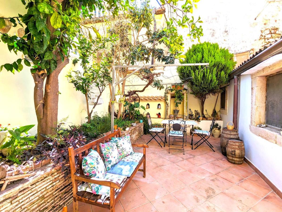 Apartament La Casa Delle Fate Syrakuzy Zewnętrze zdjęcie